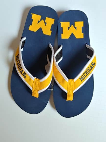 Michigan Wolverines Men's Blue Flip Flops Size 8-9